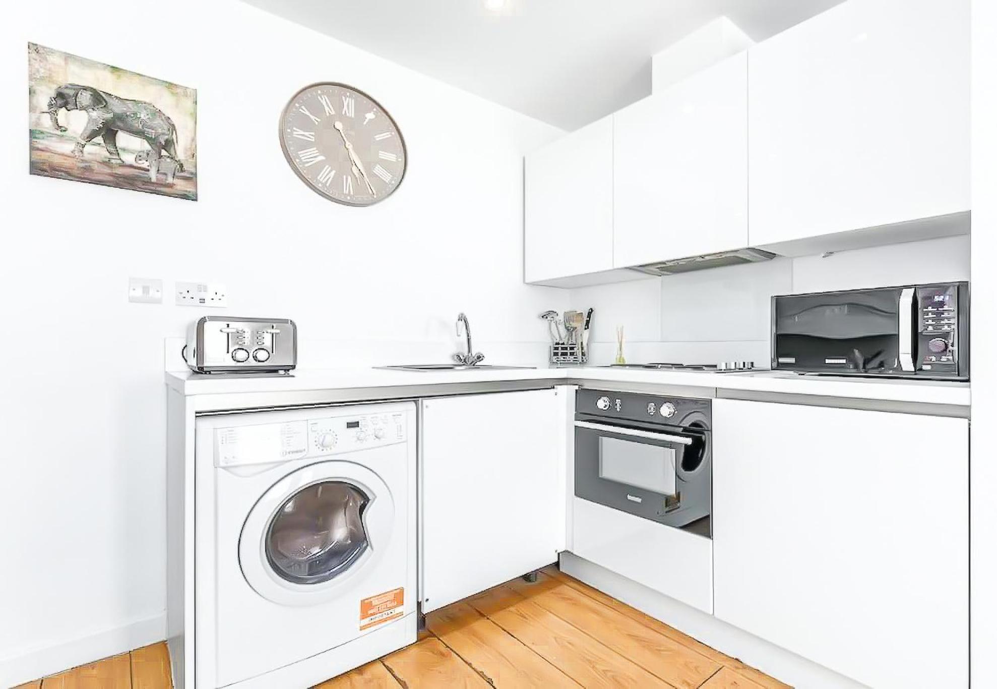 Piccadilly, Soho 1 Bedroom Sleep 6 Vr1 Londra Exterior foto